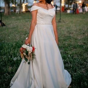 Wedding dress